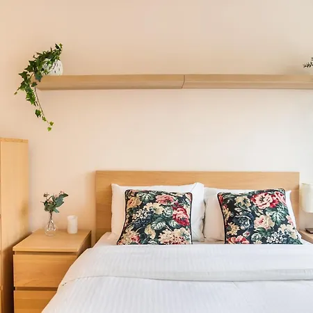 Space Apartment